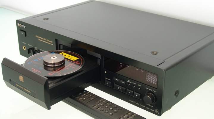 CDP-XB920QS Sztereó CD lejátszó