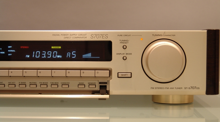 ST-S707ES Stereo Tuner