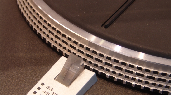 MT 6225 Sztereó Lemezjátszó