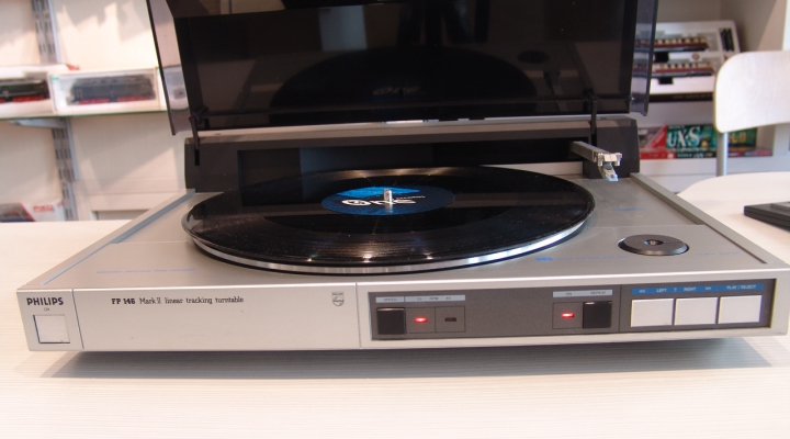 FP 146 Stereo Linear Turntable