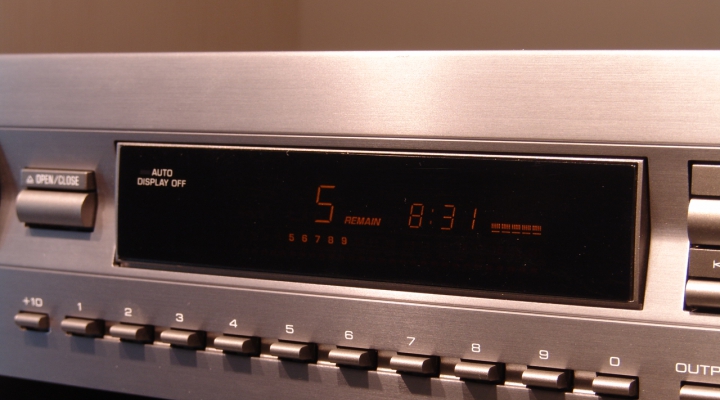 CDX-593 Stereo CD Player
