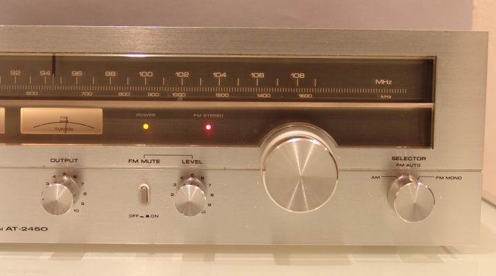 AT-2450 Stereo Tuner