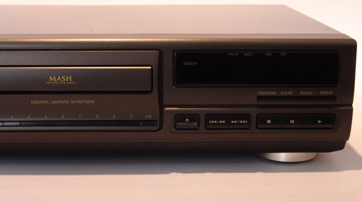 SL-PG580 Sztereó CD Lejátszó