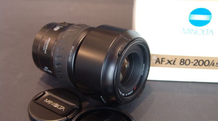 AF 80-200/4.5-5.6 Objektív 55mm Zoom XI