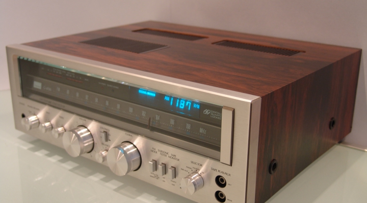 G-4700 Stereo Receiver