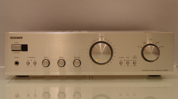 A-9211 Stereo Amplifier Silver