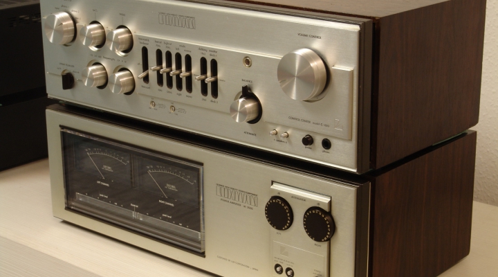 C-1010 Stereo Preamplifier