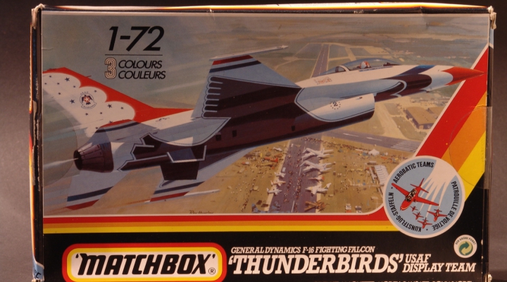 Thunderbirds Modell 1:72 England 1985