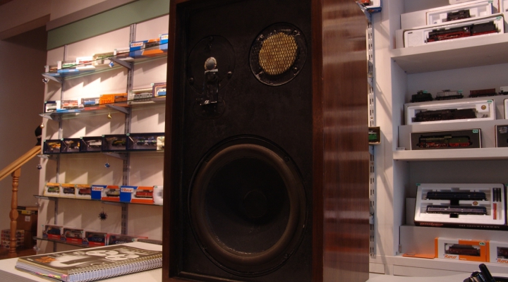 AR 2AX Hangfal/db