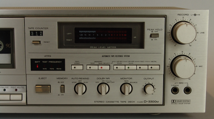 D-3300M Champagne Stereo Cassette Deck