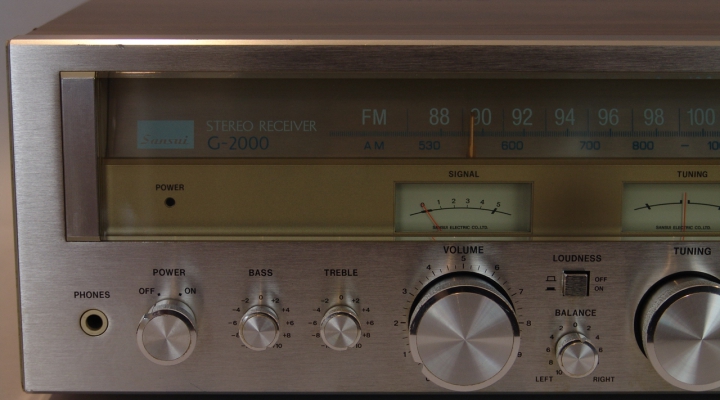 G-2000 Stereo Receiver