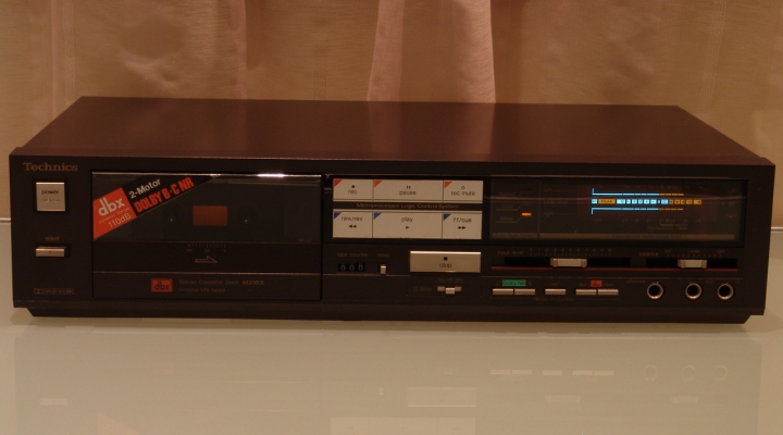 RS-M235 Stereo Cassette Deck