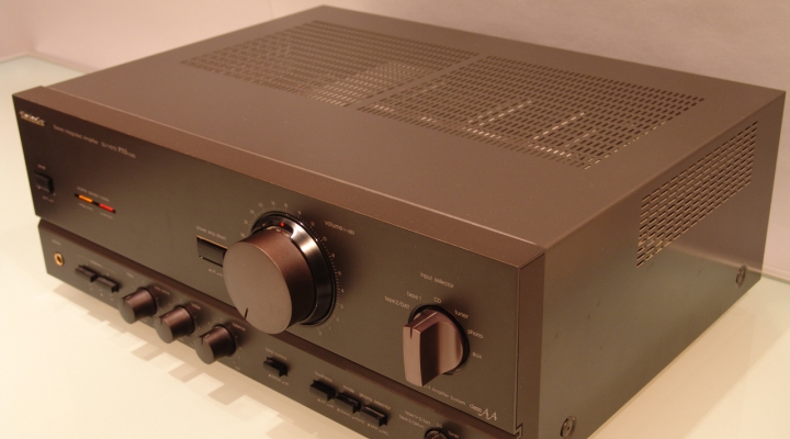 SU-V670 Stereo Amplifier