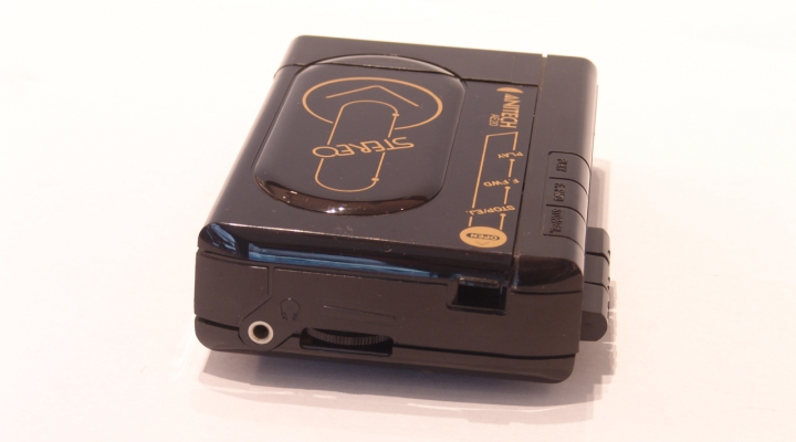 Anitech AE 20 Portable Cassette Player