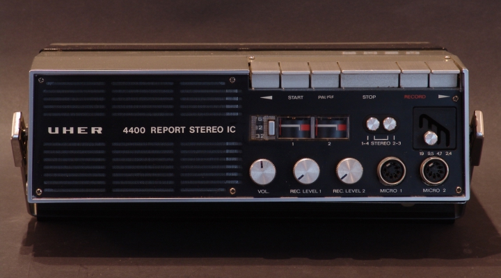 4400 Report Stereo IC Rell To Reel