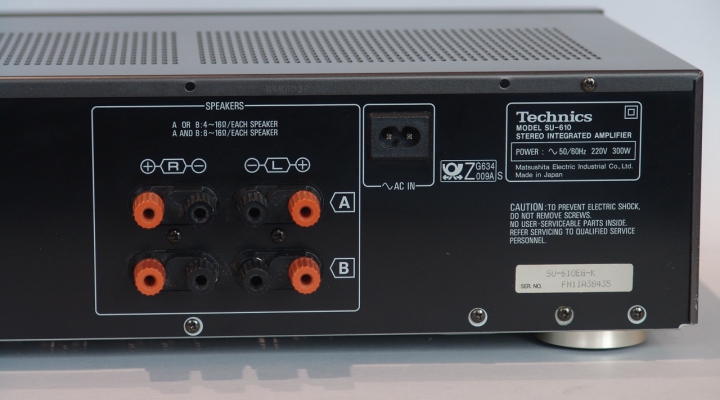 SU-610 Stereo Amplifier