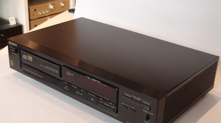 CDP-270 Stereo CD Player