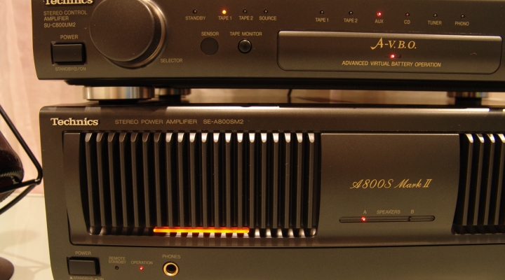 SE-A800 Stereo Amplifier