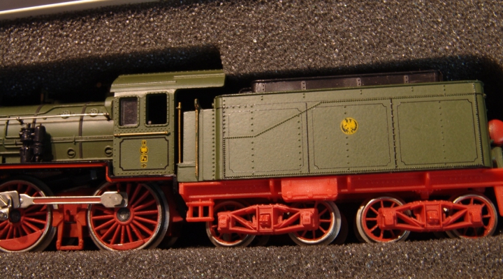 BR38 003 Steam Lok Green