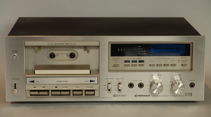 CT-F750 BlueLine Stereo Cassette Deck