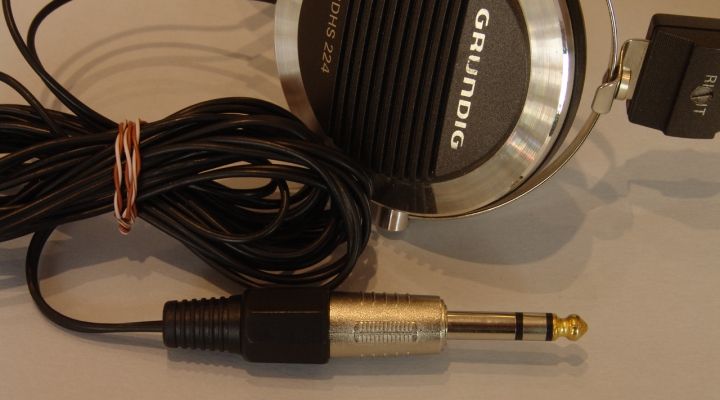 GDHS 224 Stereo Headphone