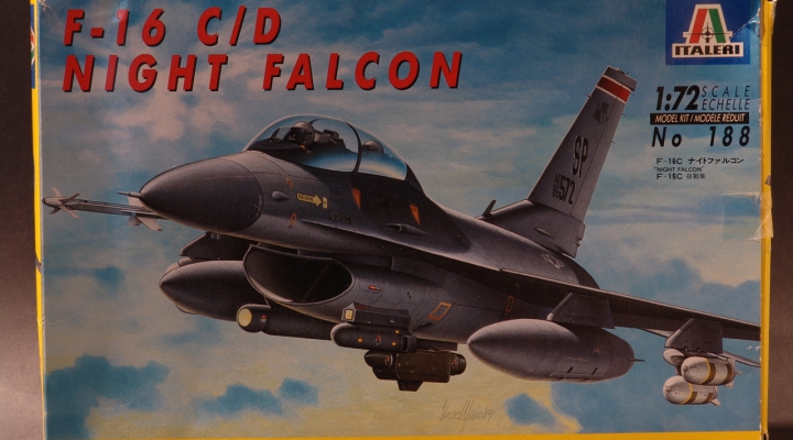 Night Falcon 1986 Modell 1:72 Italy 1999