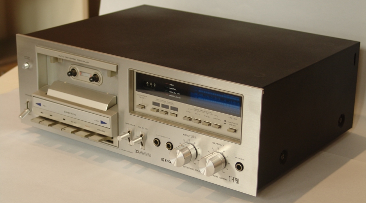 CT-F750 BlueLine Stereo Cassette Deck