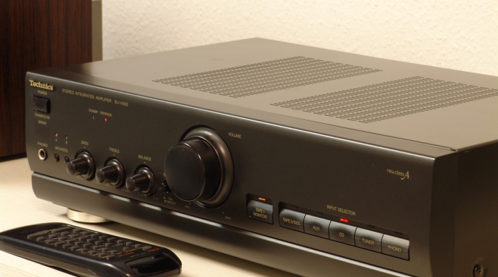 SU-V500 Stereo Amplifier