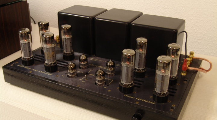 RM-9 Stereo Tube Amplifier