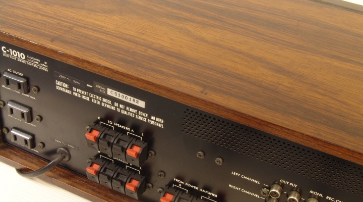 C-1010 Stereo Preamplifier