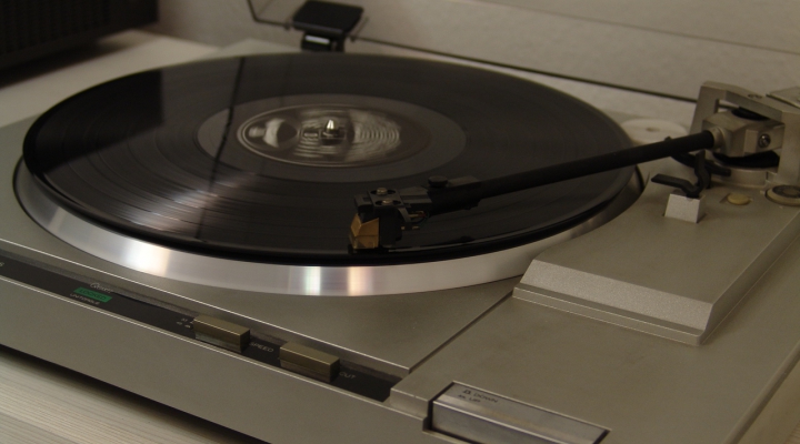 HT-50S Stereo Turntable