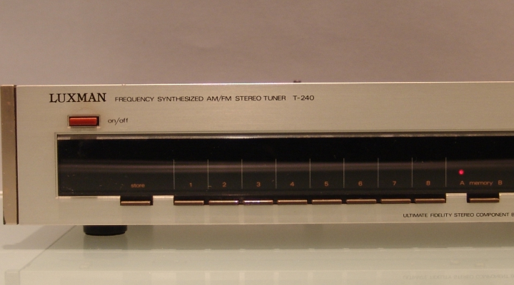 T-240 Stereo Tuner