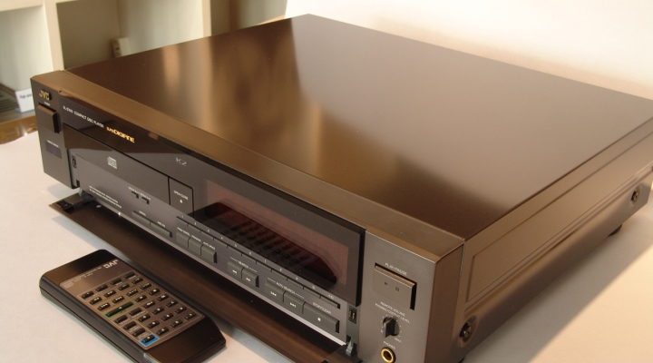 XL-Z1010 Stereo CD Spieler Super DigiFine