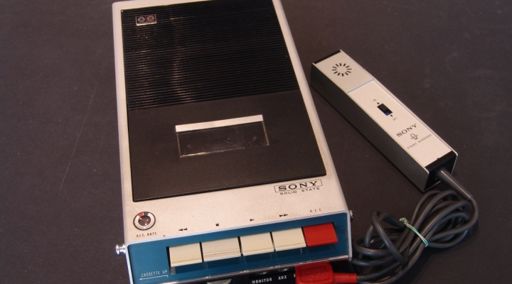 TC-100A Portable Tapecorder