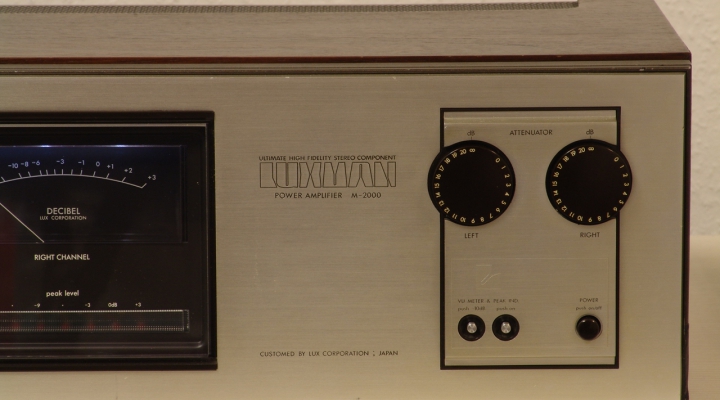 M-2000 Stereo Amplificateur