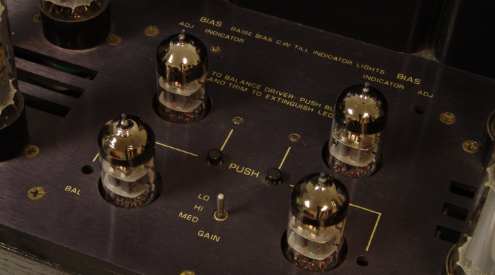 RM-9 Stereo Tube Amplifier