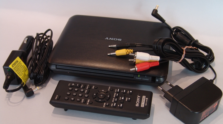 DVP-FX770 Portable DVD/CD Player