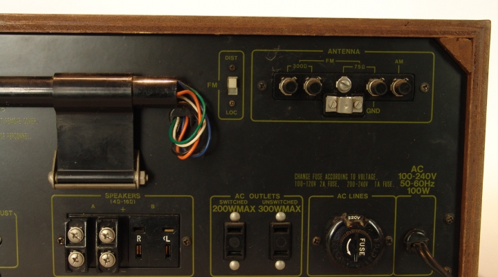 AA-910 Stereo Receiver