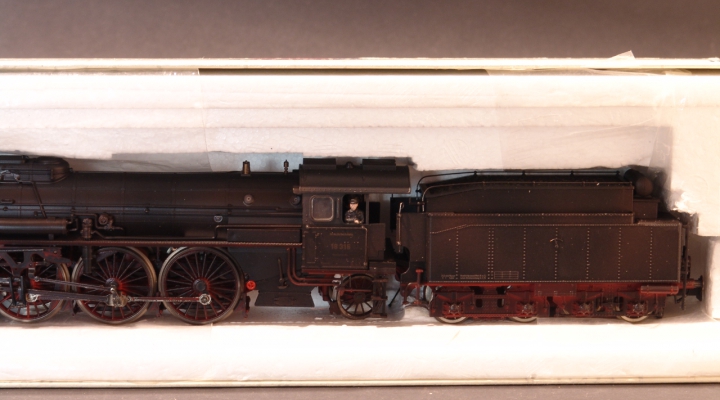 Liliput BR18 ALT 316 Gözmozdony