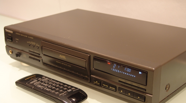 SL-PG590 Stereo CD Player