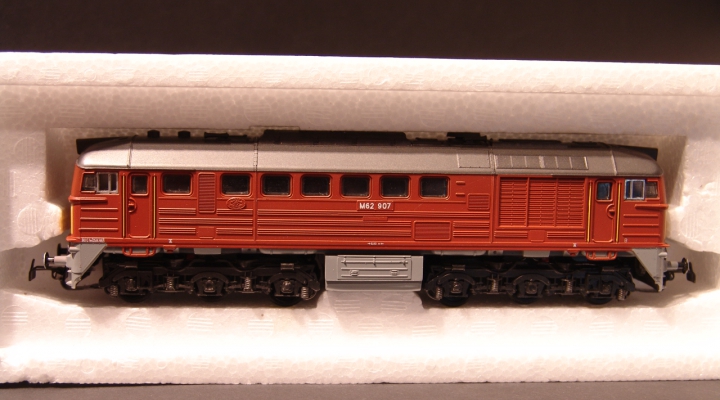 M62 907 GYSEV BR120 Diesel Lok