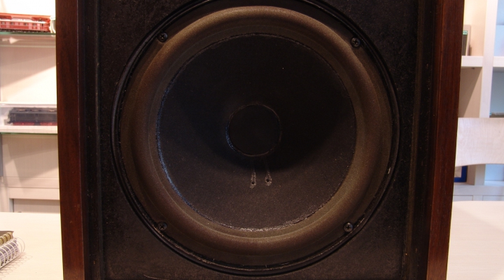 AR 2AX Hangfal/db