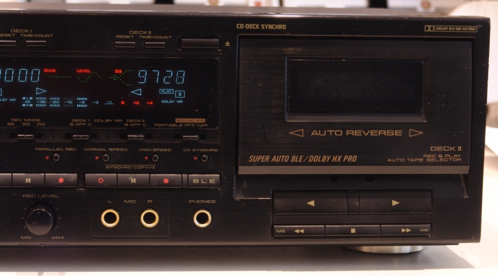 CT-W851 Double Cassette Deck