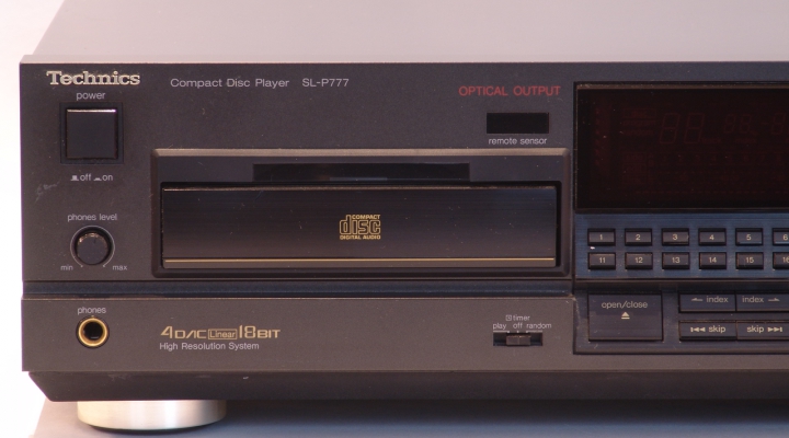SL-P777 Stereo CD Player