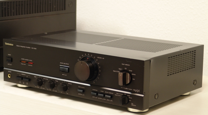 SU-V560 Stereo Amplifier