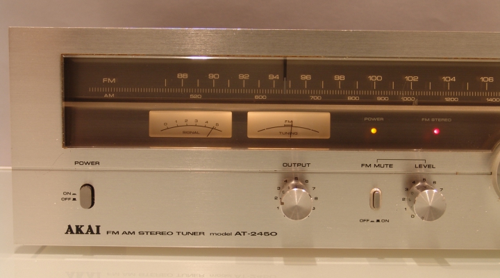 AT-2450 Stereo Tuner