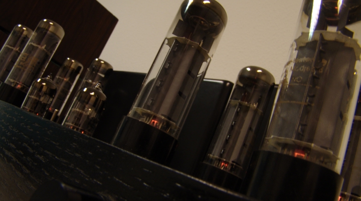 RM-9 Stereo Tube Amplifier