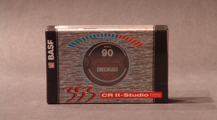 CR II Studio 90