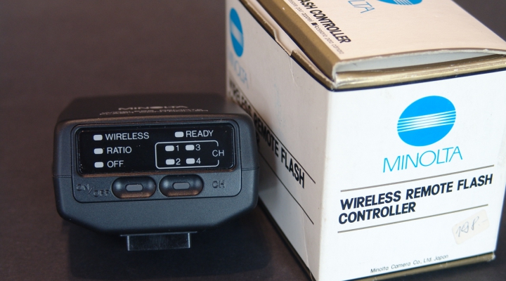 Wireless Remote Flash Controller