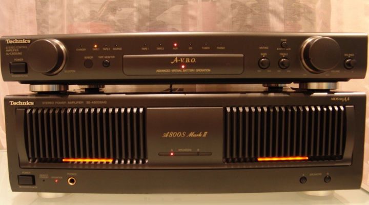 SE-A800 Stereo Amplifier